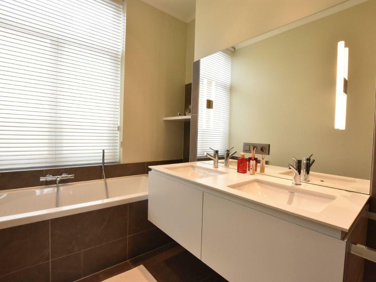 Spacious In Knokke Heist With Garden